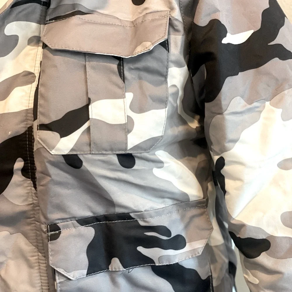 Boys Pulse insulated waterproof jacket size 4/5